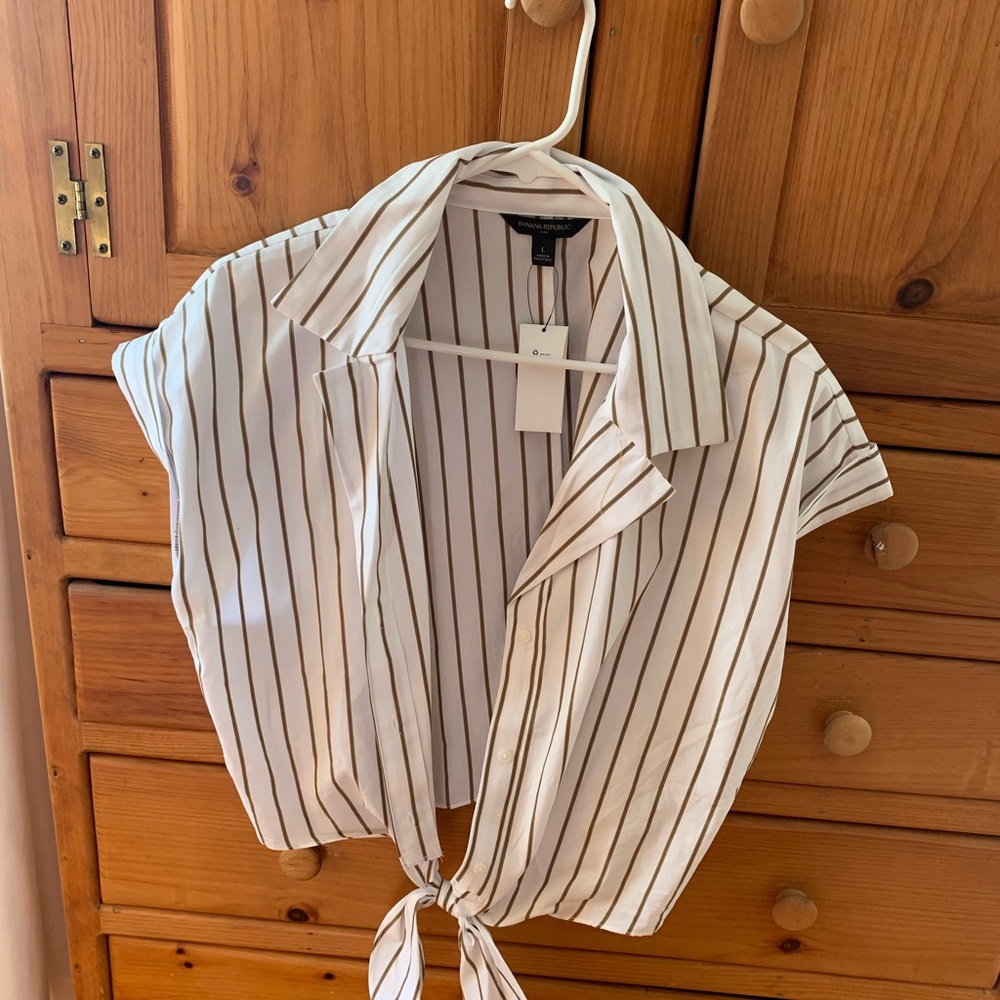 Banana Republic Crop Front Tie Blouse
